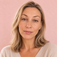 Maria, 35